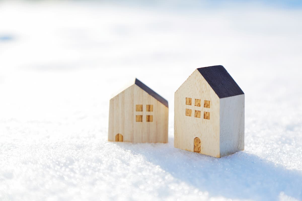 北海道の家はどんな寒さ対策をするべき？建て方や暖かい空間にするコツ