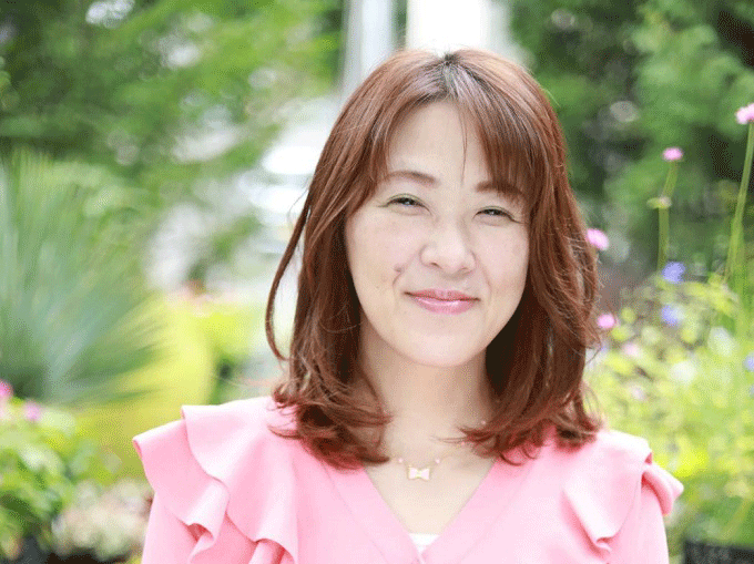 クリスマスリース教室講師：山口智美先生（minnflower 札幌）