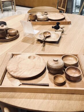 「maru wood working」の展示一例です