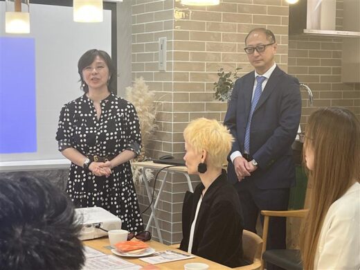 依田 和恵 氏と山田 有則 医師の画像