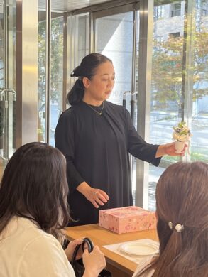 佐藤玲子氏のお写真です。
