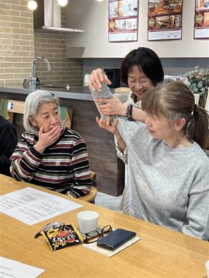 ヨガの実技中の様子です。