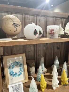 こちらが《Baby's-breath Candle》です。