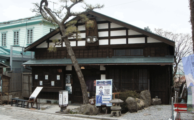 【施工レポート】函館・茶房菊泉｜大正建築を未来へつなぐ伝統的建造物リフォーム事例和洋折衷の大正ロマンが息づく佇まい