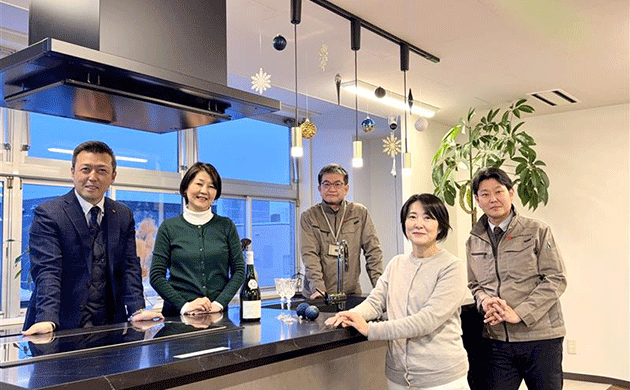 土屋ホームトピア旭川支店スタッフ