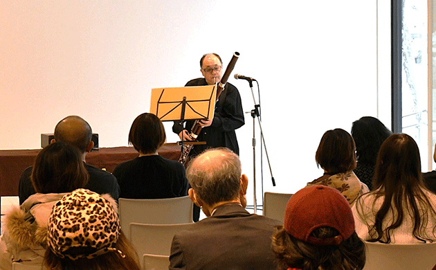 土屋ホームトピア札幌新春イベント・ファゴット演奏／深みのある音色が空間に広がる、ファゴット演奏のひとコマ。
