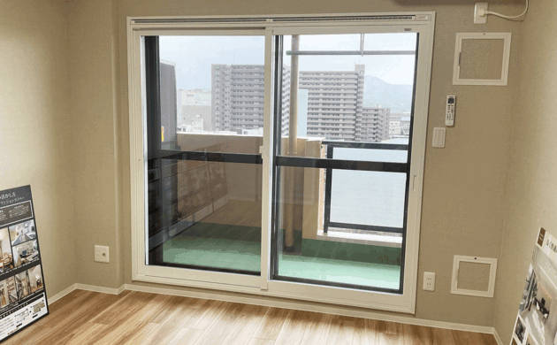 DI窓を施工した窓
既存の窓はそのままに、内側へ高断熱仕様のDI窓を設置しています。